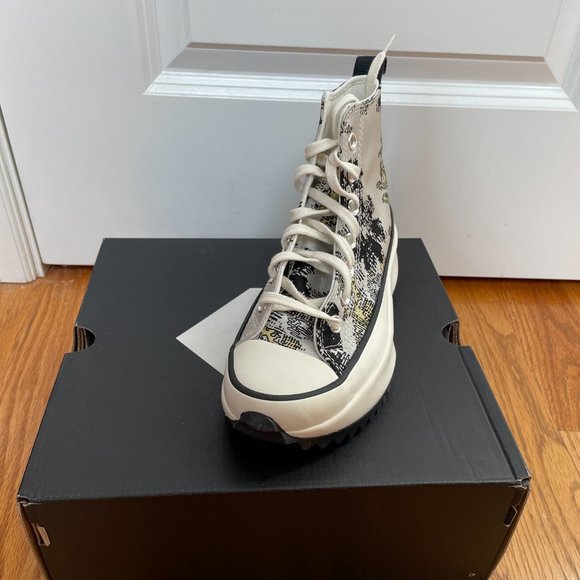 Unisex Grey & Yellow Hybrid Floral Run Star Hike Hi Sneakers from CONVERSE - Picture 4 of 11